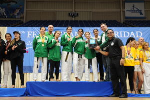 RUM campeón de taekwondo en ambas ramas
