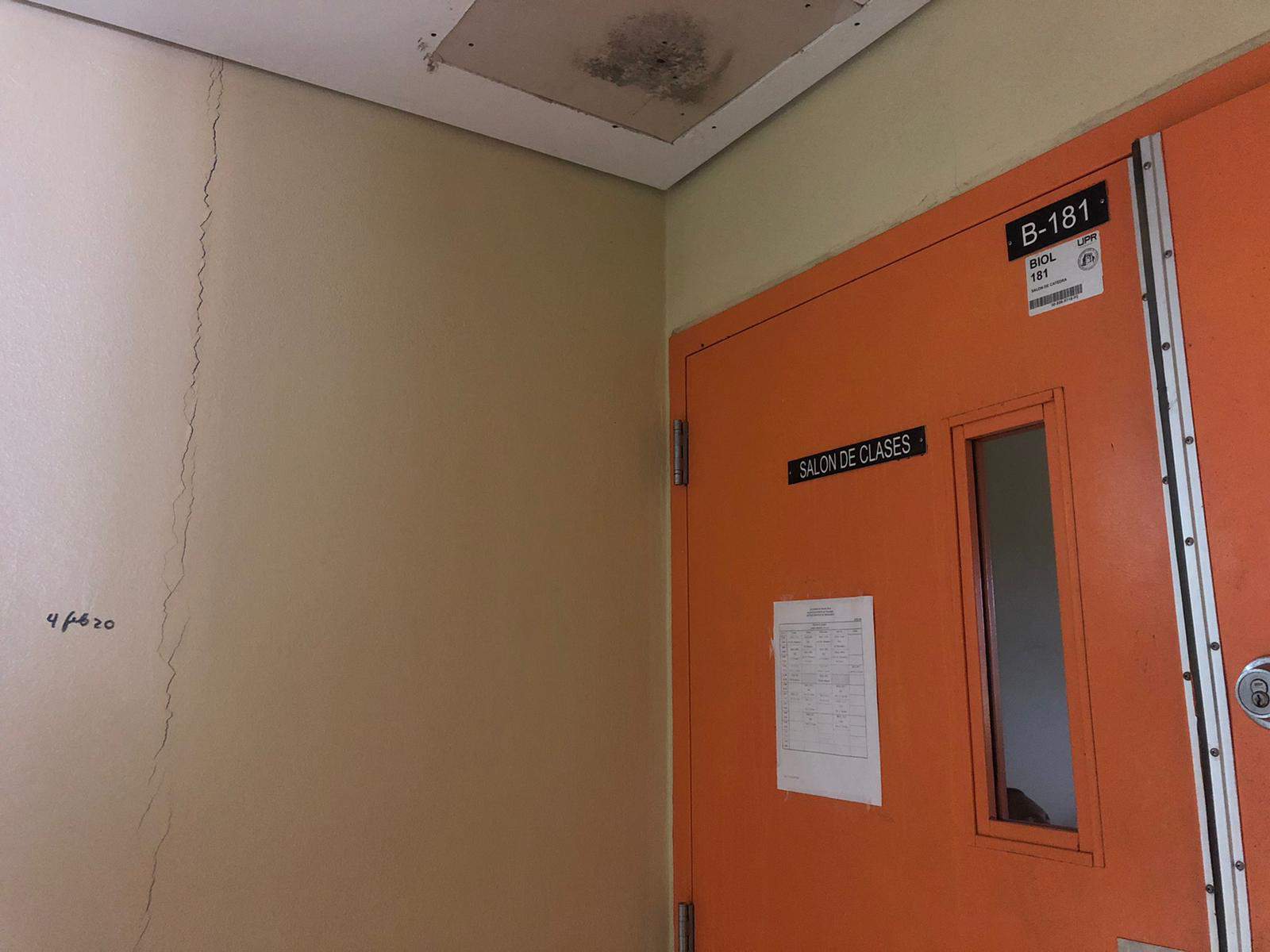 Reportan grietas en edificios del RUM