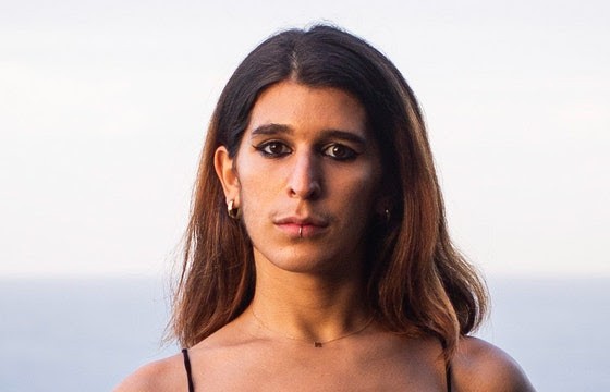 Jóvenes reciben becas para crear proyectos de justicia social